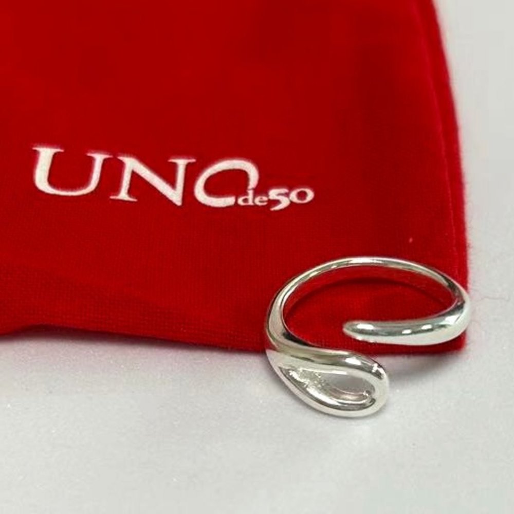 Uno de 50 SILVER NEEDLE RING Woman ring, crystal gray ring, silver plated ring,